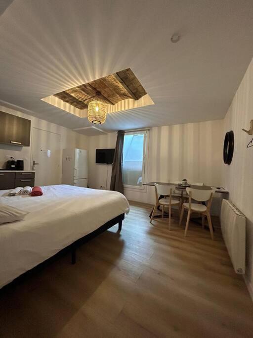 Cellar- Appartement Sous-Sol Atypique Reims Exteriör bild